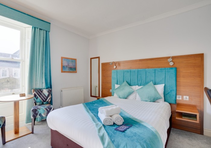 standard county hotel room